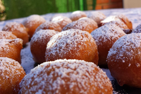 Ramolac - Buñuelos Rellenos de Dulce de Leche